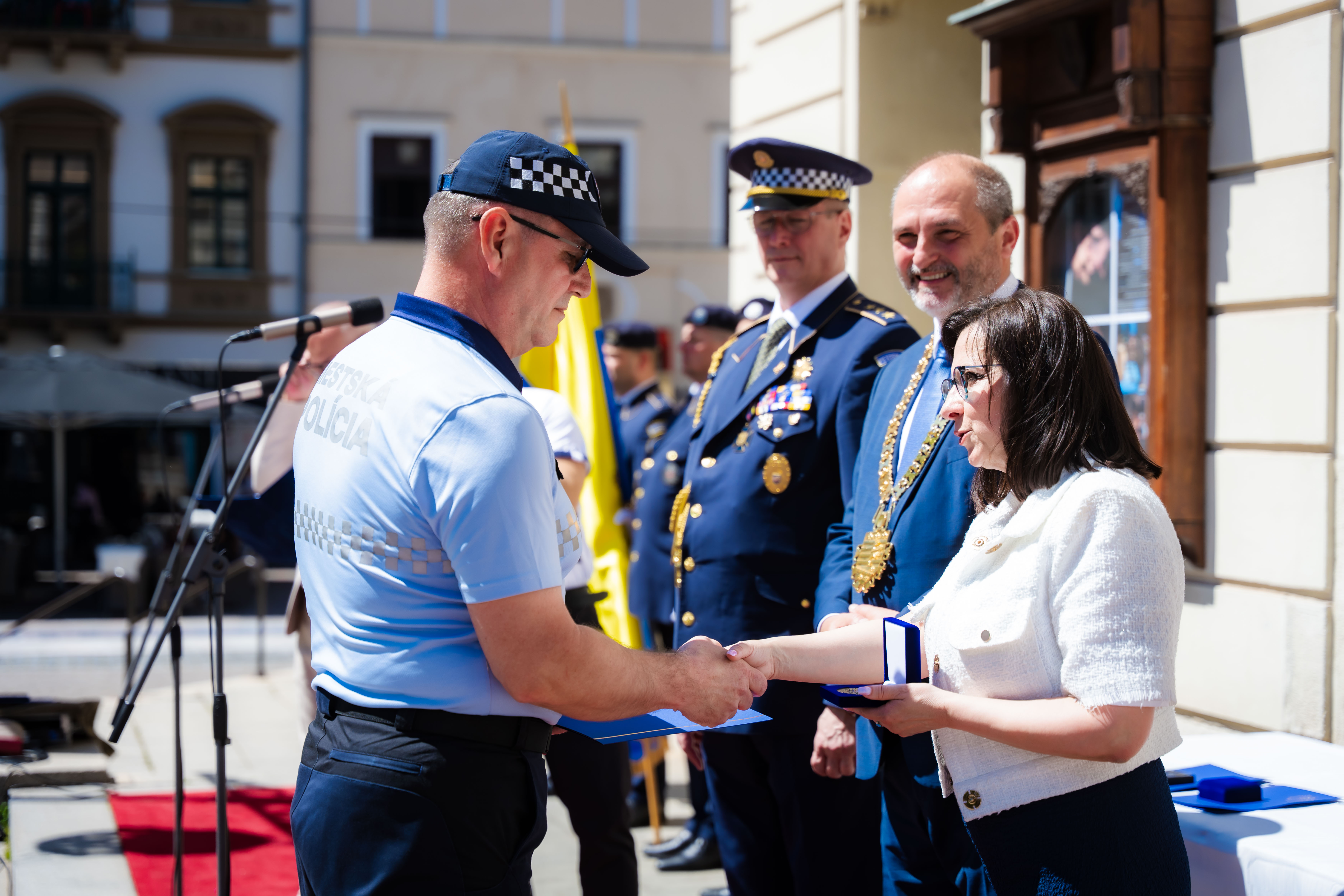 Slavnostne ocenovanie prislusnikov Mestskej policie mesta Kosice -1-140